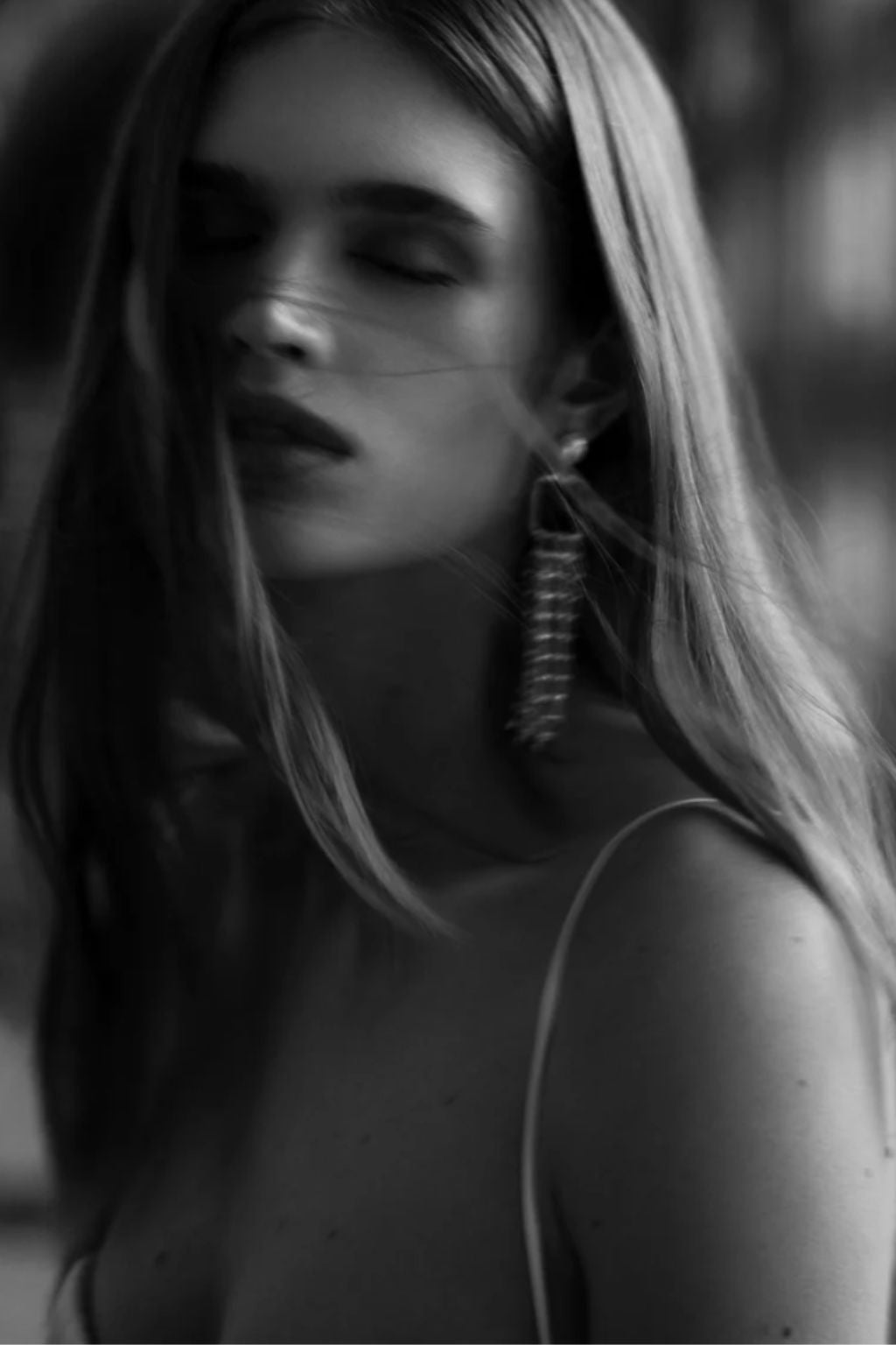 Modern freshwater pearl wedding earrings