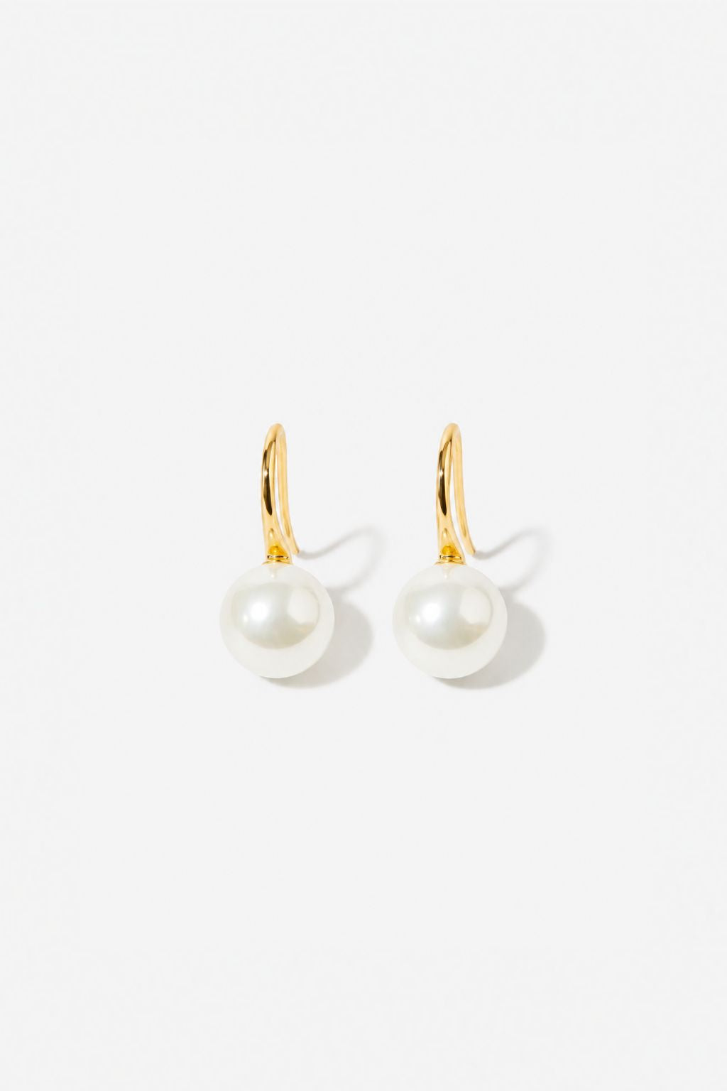 MILLIE - SINGLE PEARL WEDDING EARRINGS