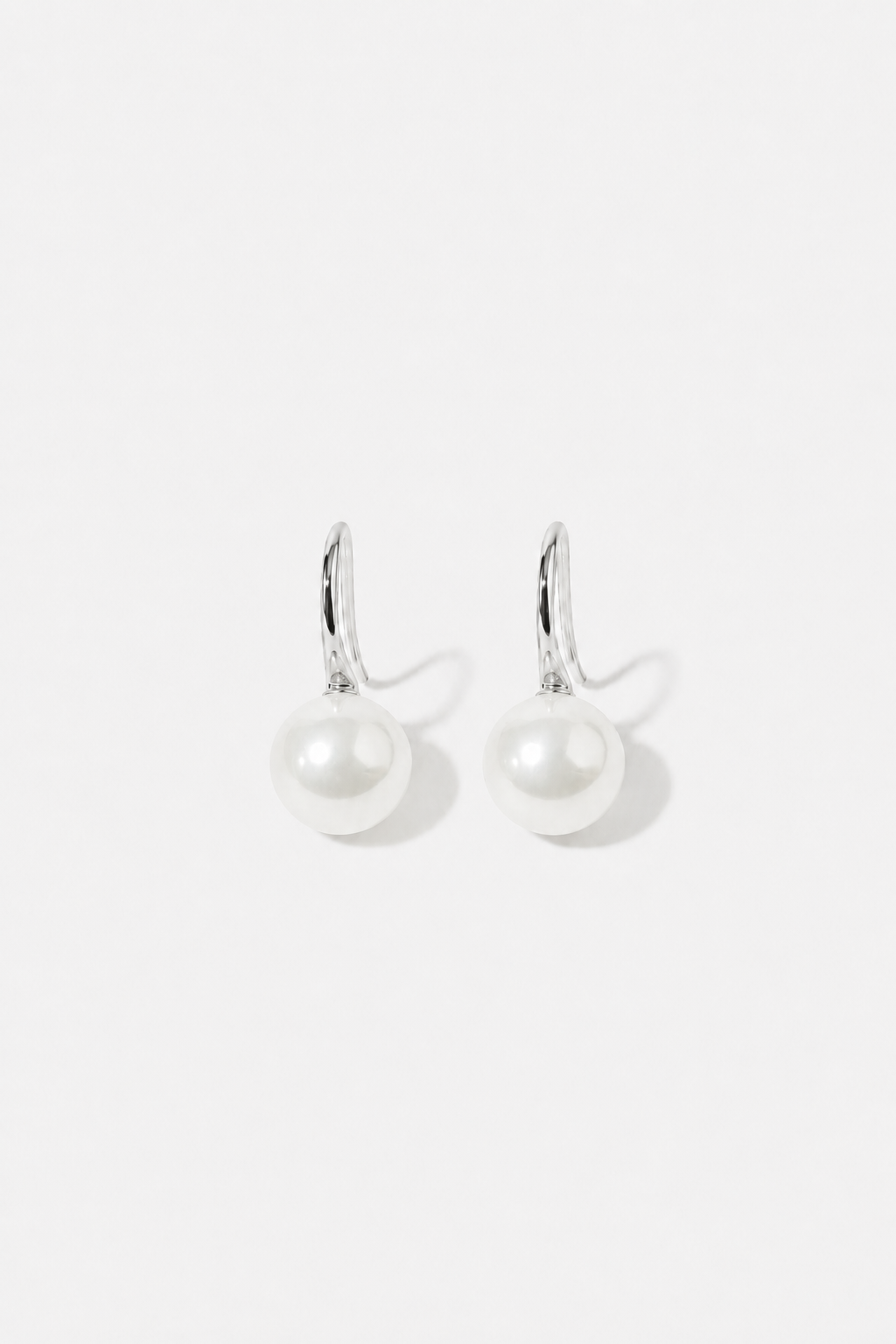 MILLIE - SINGLE PEARL WEDDING EARRINGS