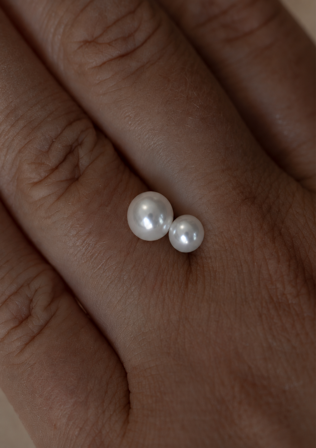 FRESHWATER PEARL STUD EARRINGS