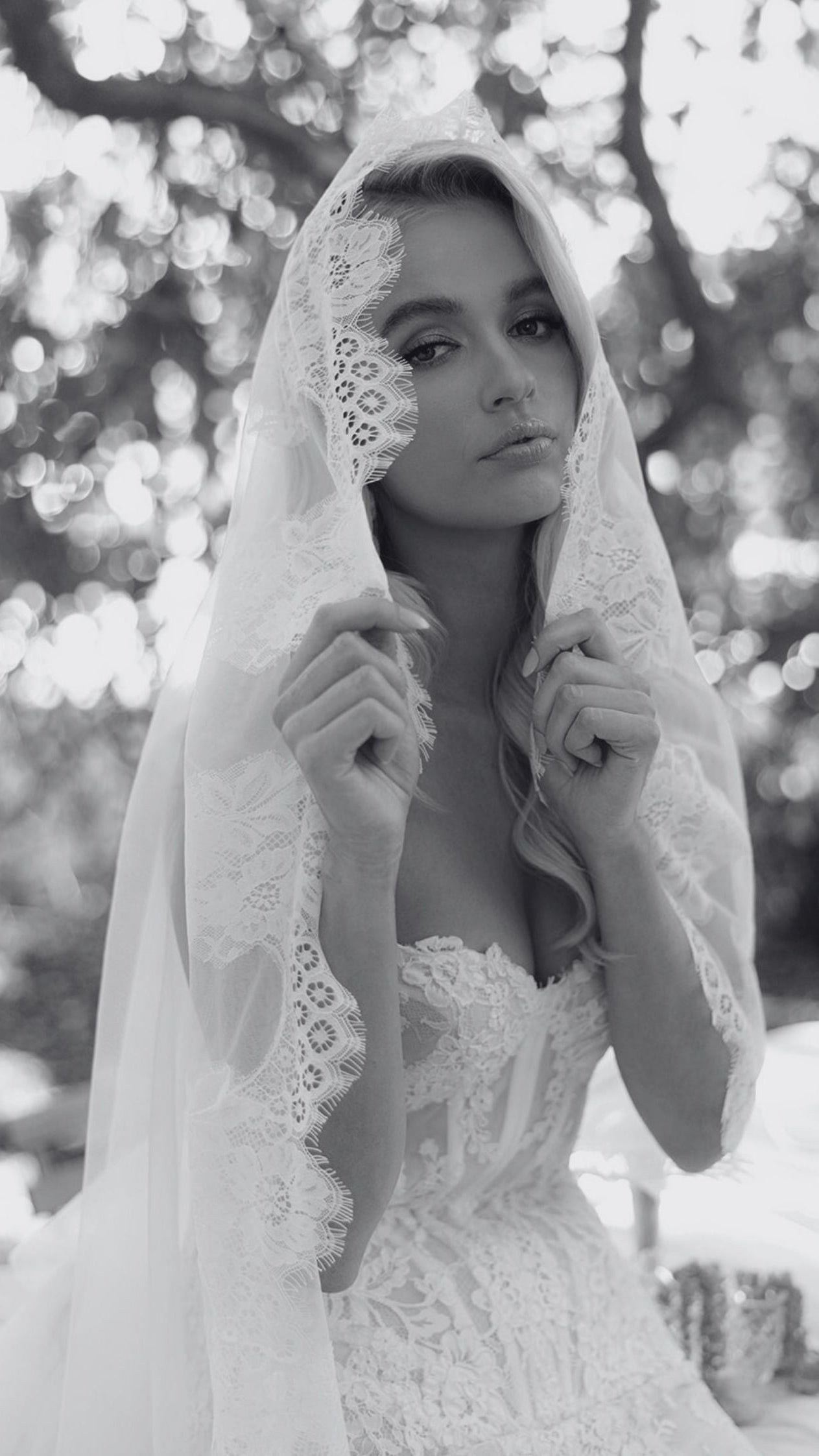 Statement Lace mantilla wedding veil