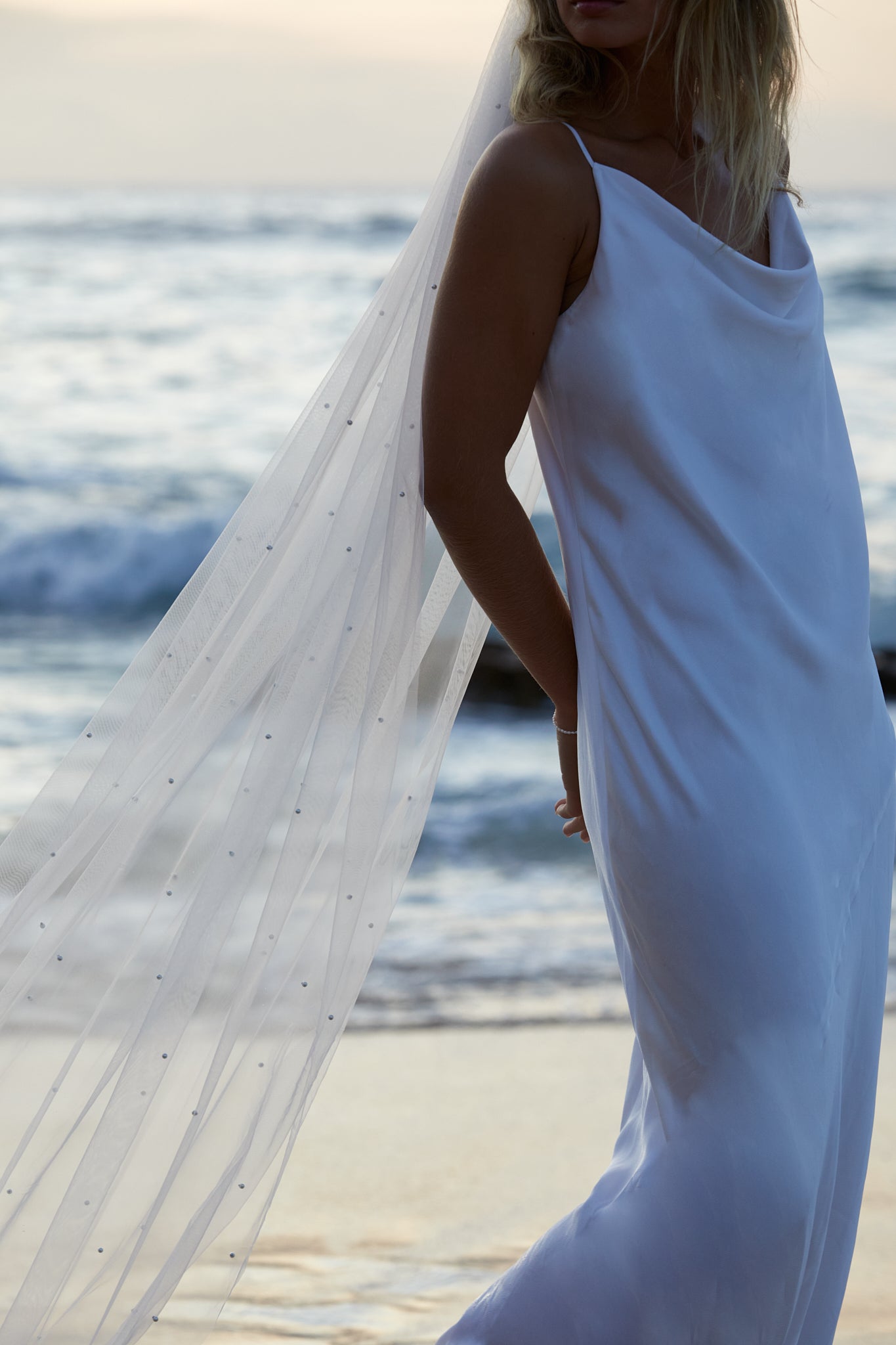 Minimal Pearl Wedding Veil Amelie George