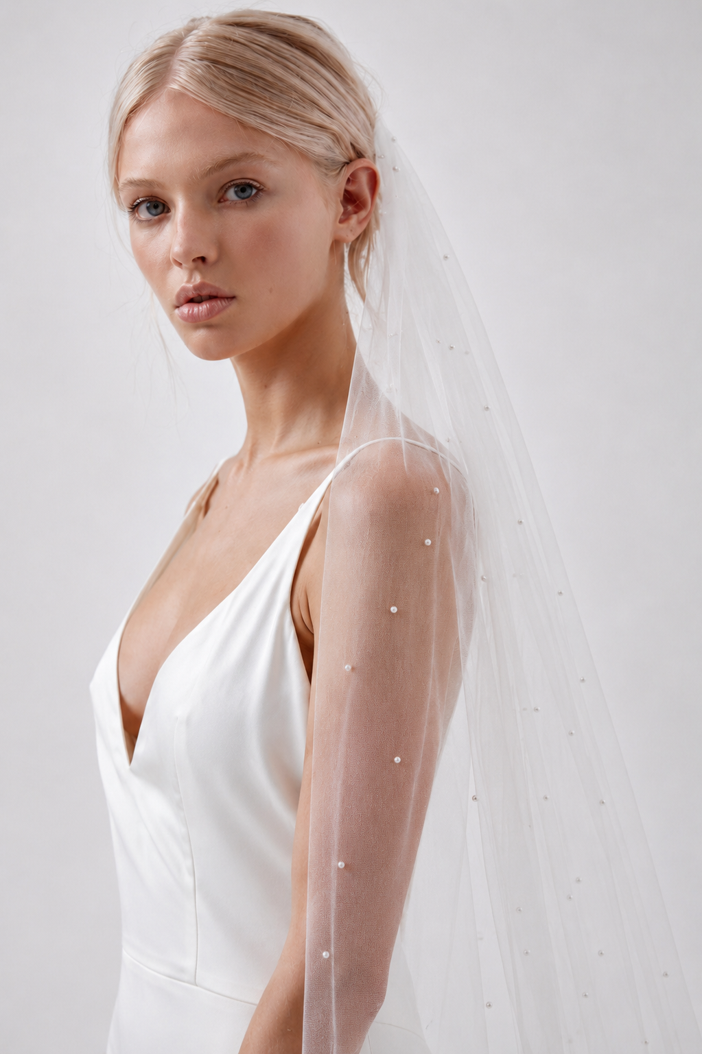 PEARL WEDDING VEIL