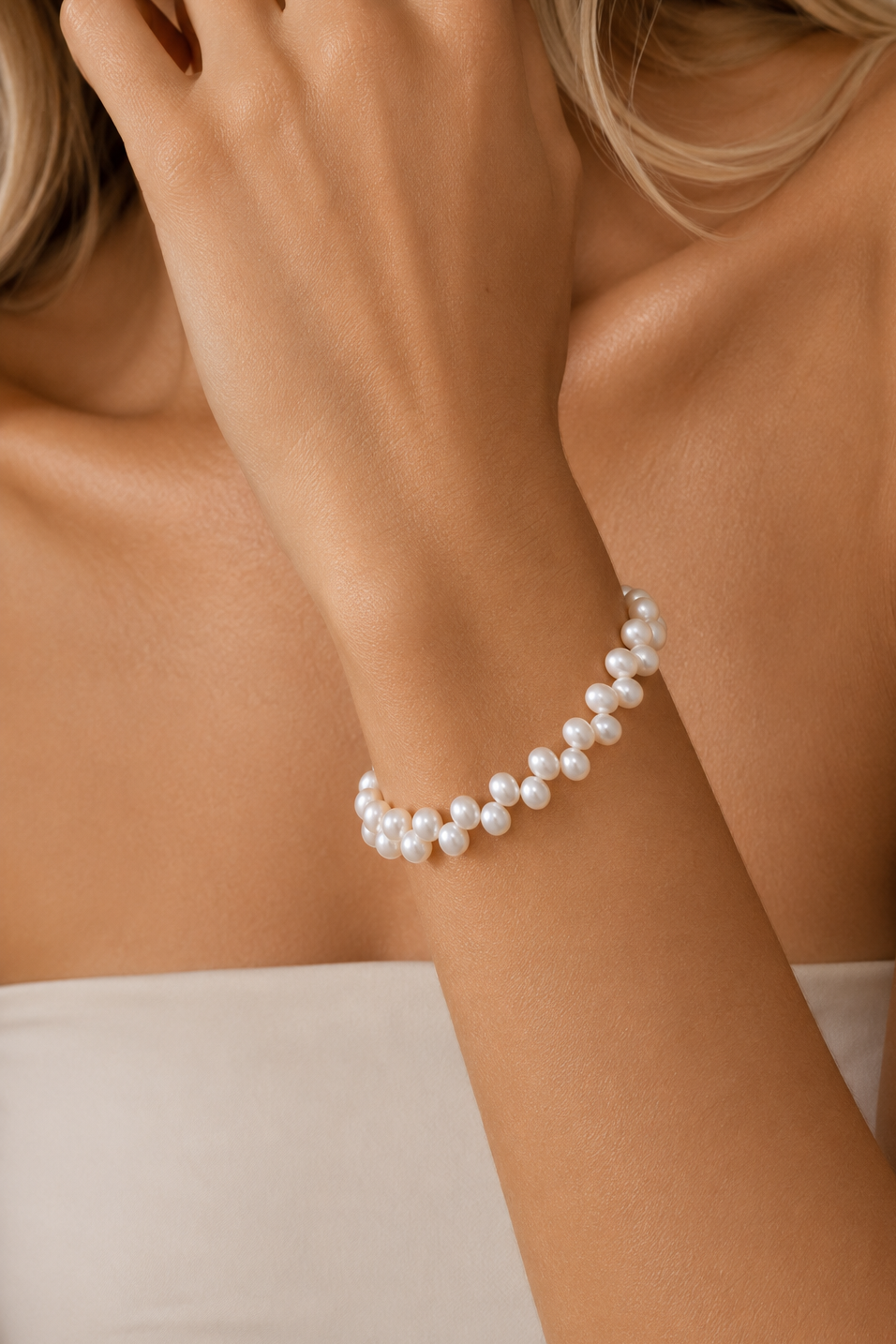 Freshwater pearl wedding bracelet Nina by Amelie George