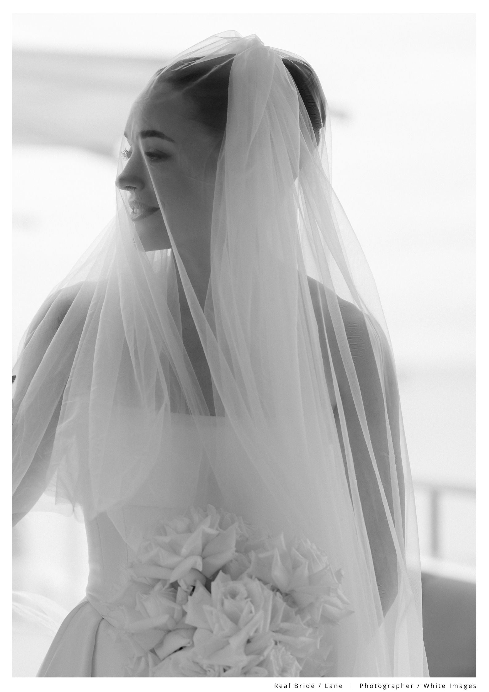 SIMPLE WEDDING VEIL WITH BLUSHER