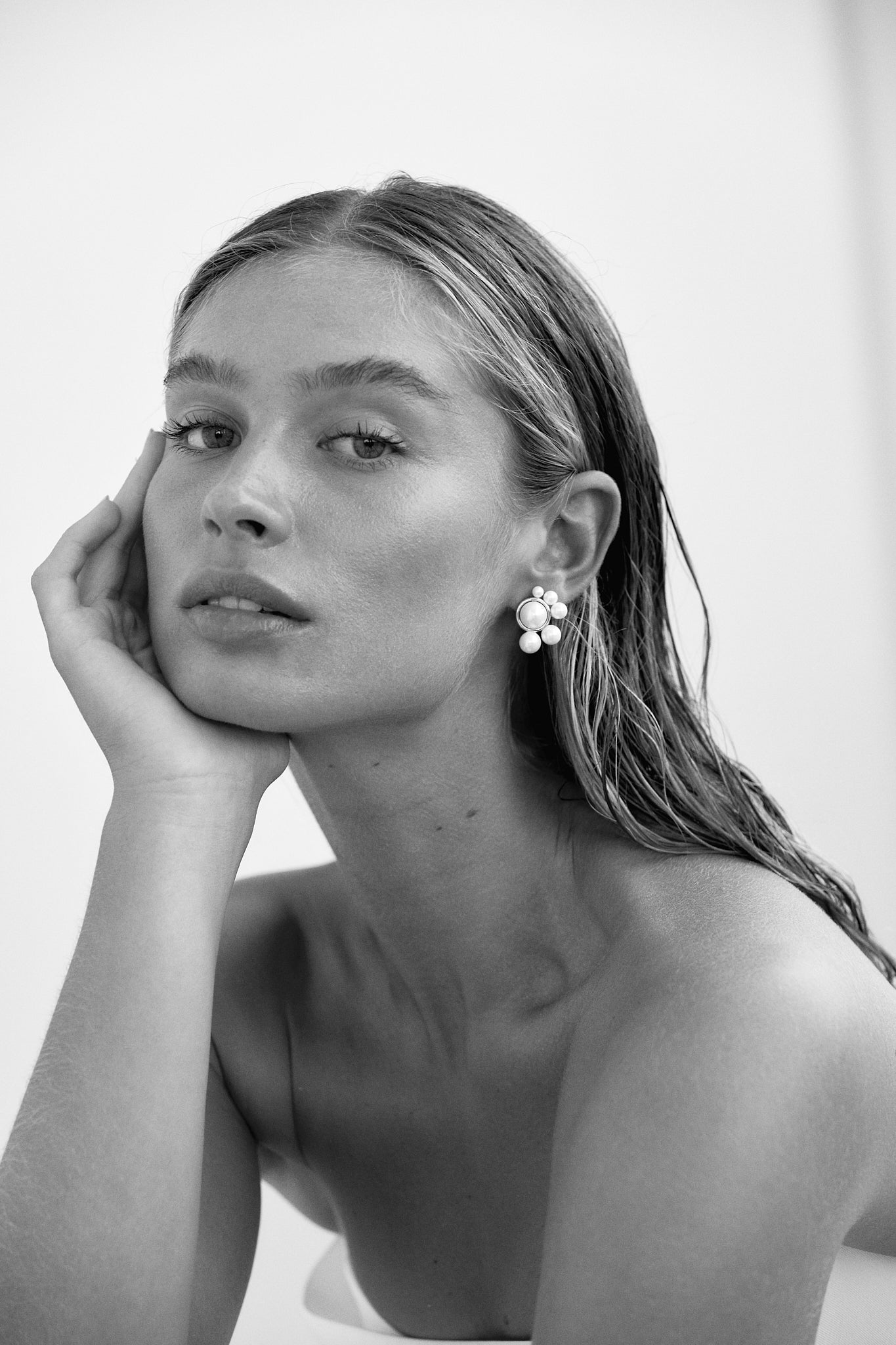 Pearl Wedding Earrings. Clip-on Wedding Earrings perfect for bridesmaid earrings or mother of the bride earrings.