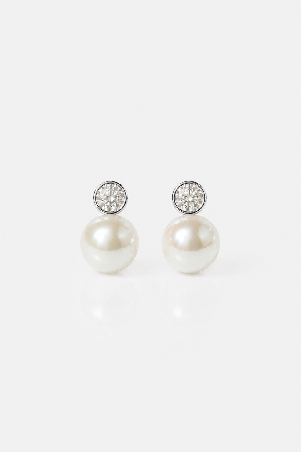 Minimal Pearl Wedding Earrings
