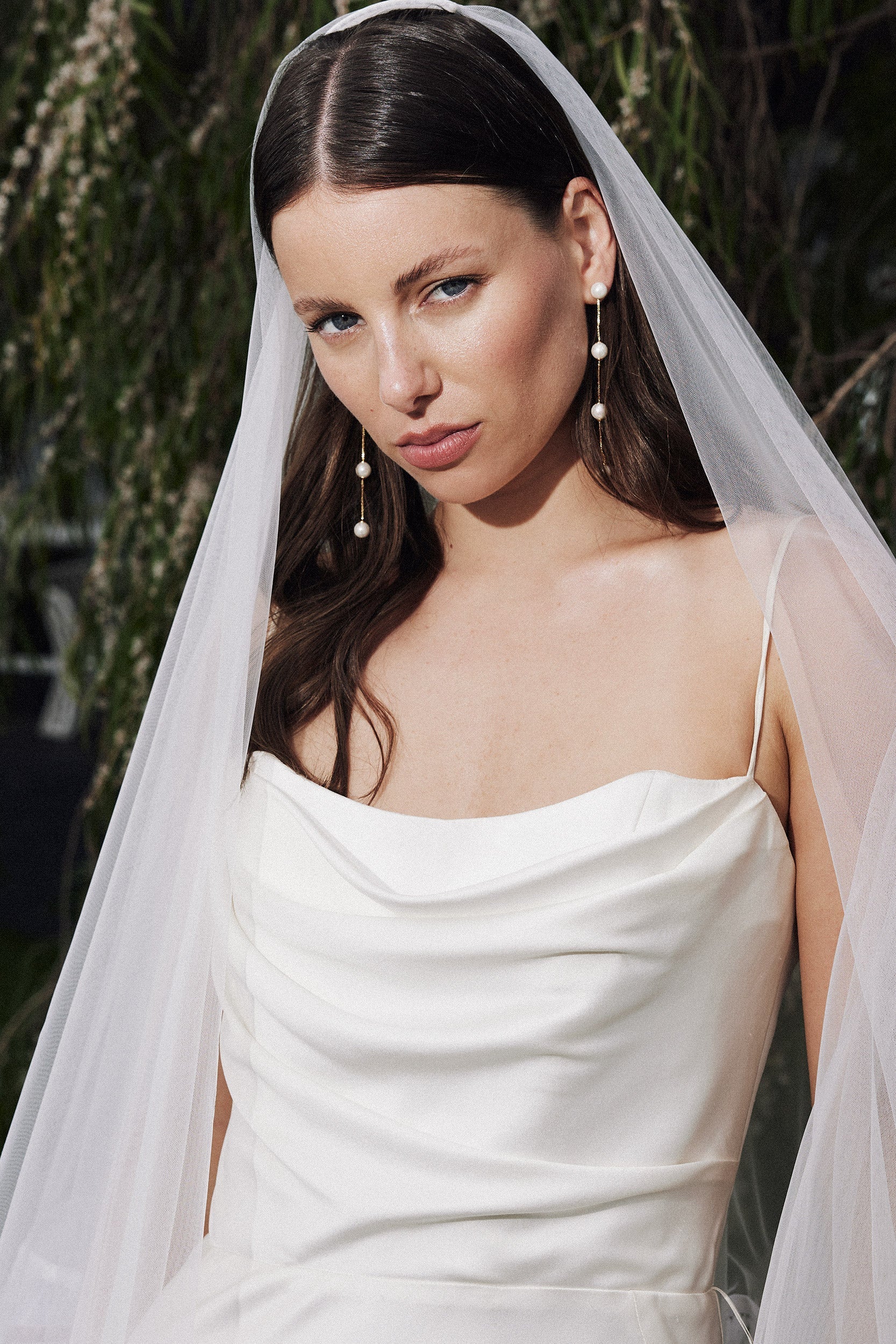 Wedding Inspiration — Raw Beauty on the Coastline, an ode to nature and design. Bridal Editorial by Lou Lou Memphis featured on The Wed