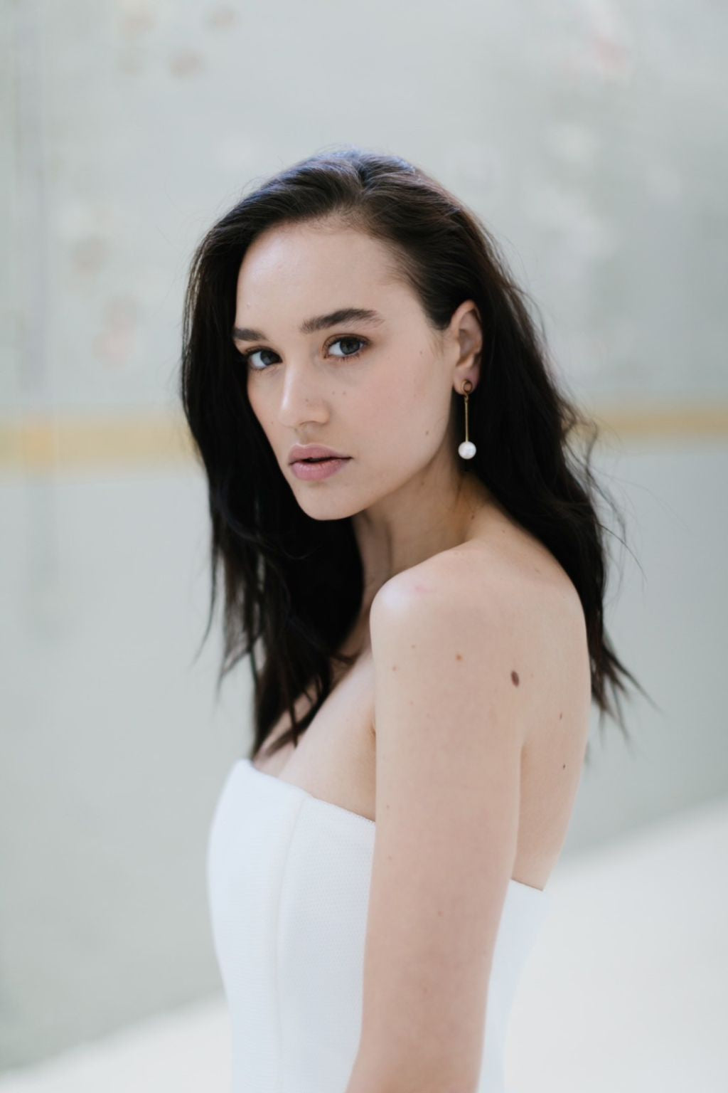 BELLA - PEARL WEDDDING EARRINGS