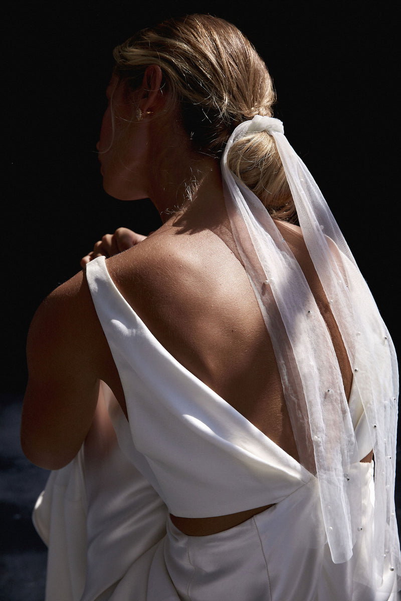 Ethereal elegance - Tulle wedding veil tie