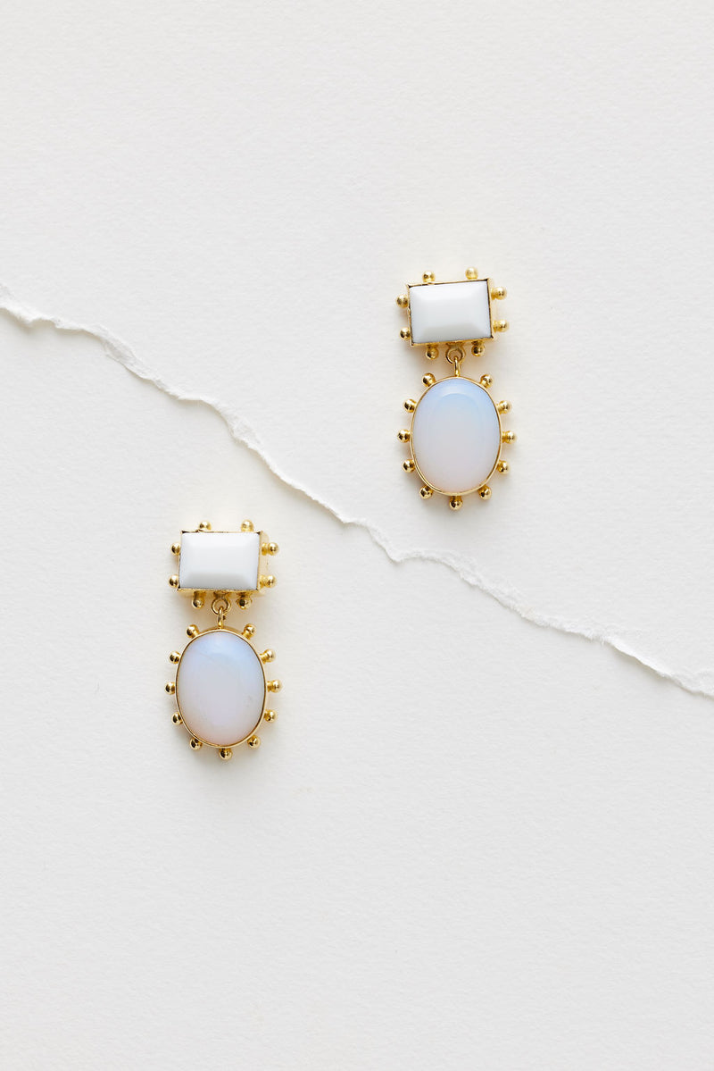 Elegant Ariel Gold Drop Earrings - Timeless Bridal Accessories.