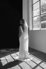 Simple fingertip Length Wedding Veil