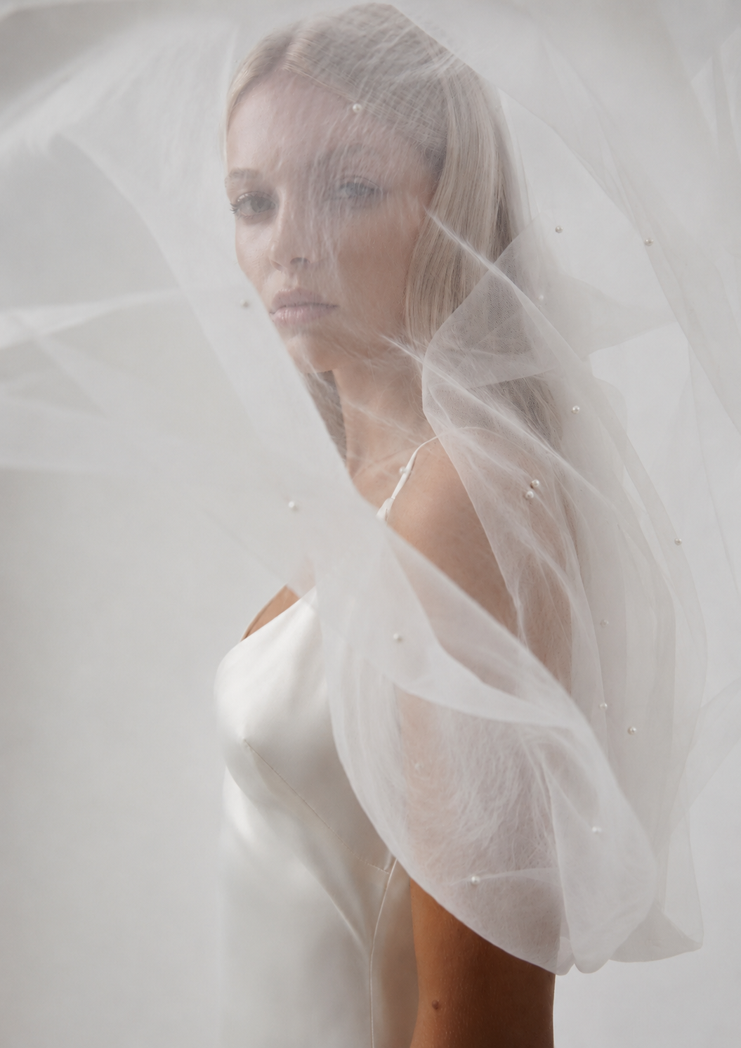 PEARL WEDDING VEIL