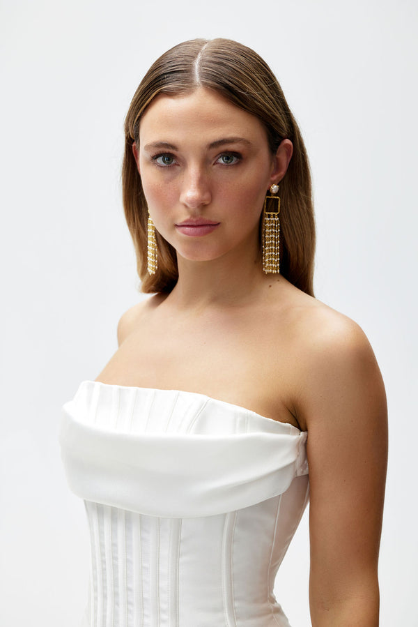 sienna luxe pearl statement earrings gold