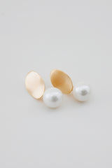 Pearl Dangle Earrings Wedding by Amelie George Bridal Gold Modern Bridal Jewellery