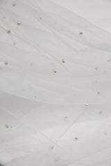 Pearl Veil for Modern Wedding Styling