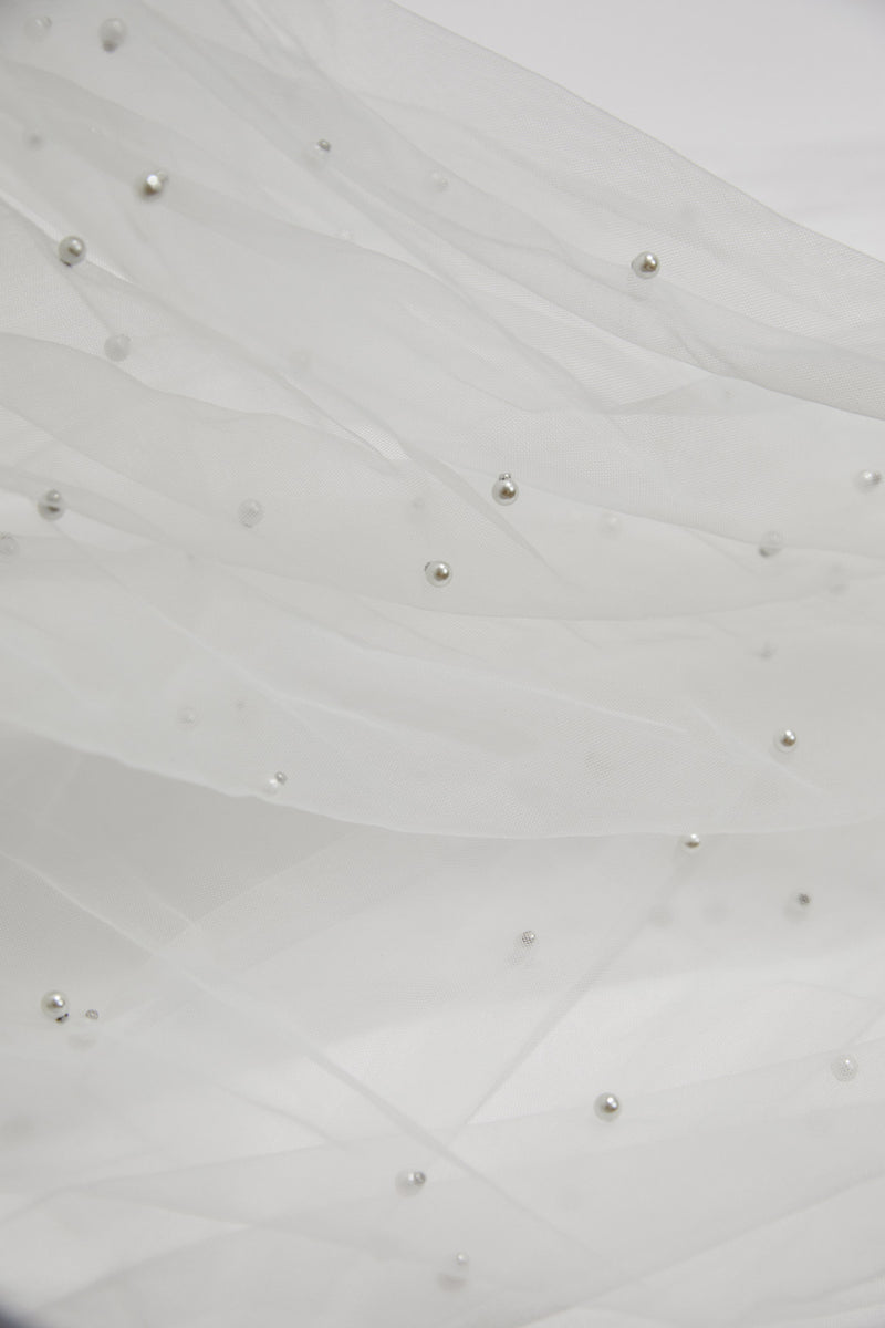 Pearl Veil for Modern Wedding Styling