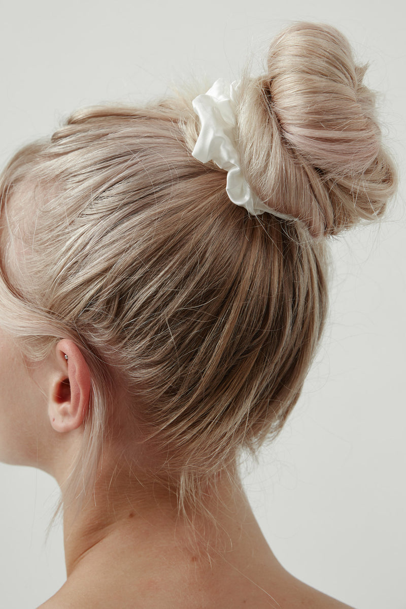 Silk Scrunchie Australia White by Amelie George Bridal 