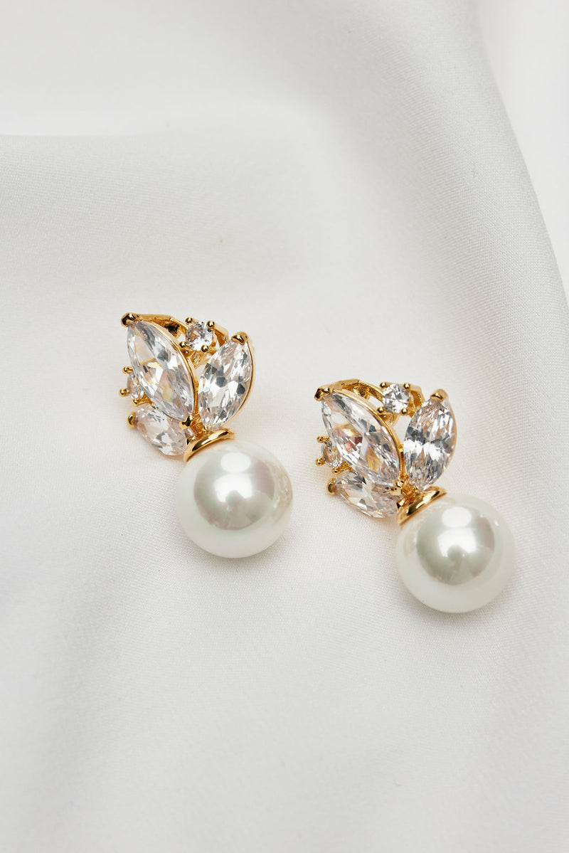 bridal earrings floating pearls gold