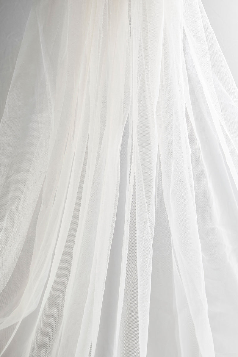 plain ivory tulle wedding veil